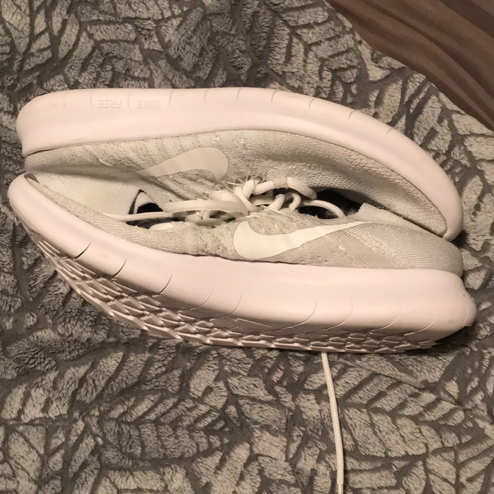 New nike free run fly knit